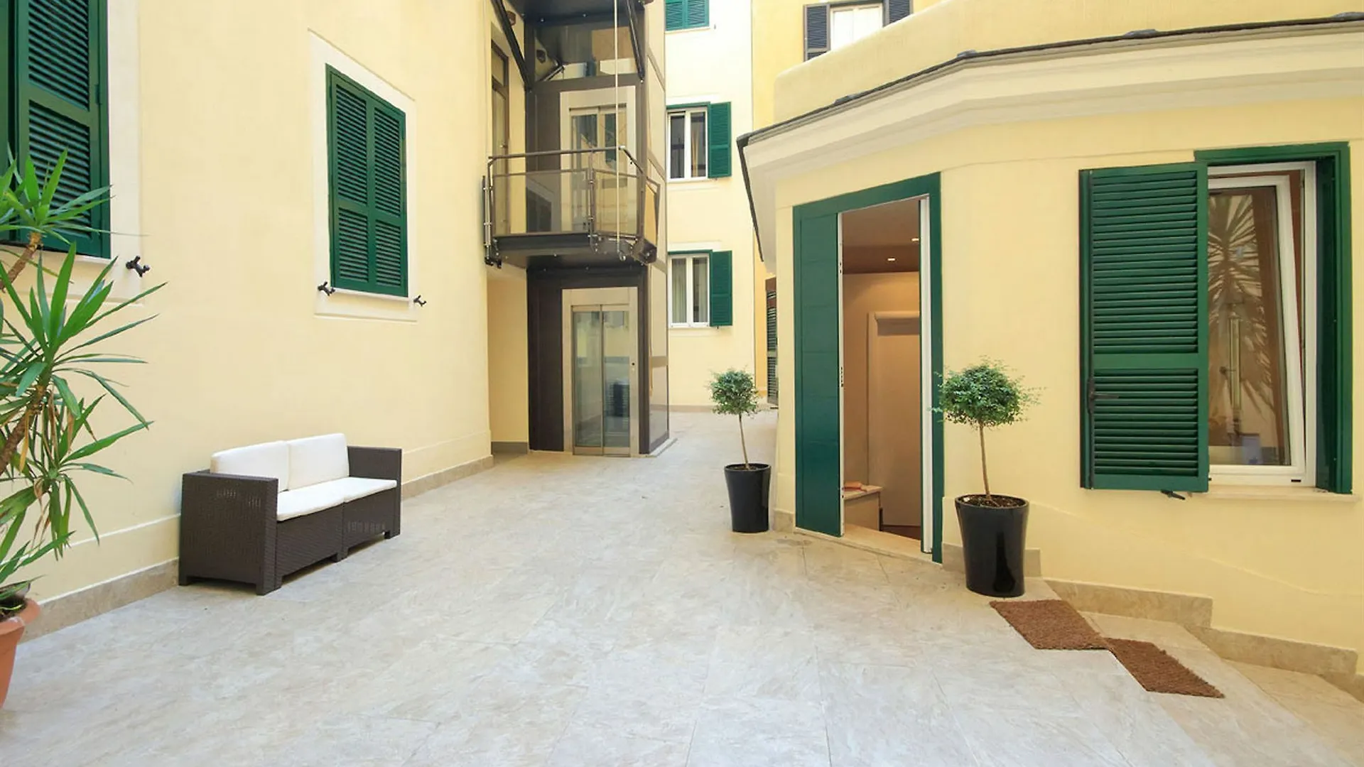 Colosseo Gardens - My Extra Home Řím